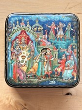 Russian Mstera Square Lacquer