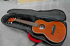  Tenor Ukulele  in excellent