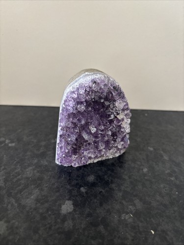 Amethyst geode - ,