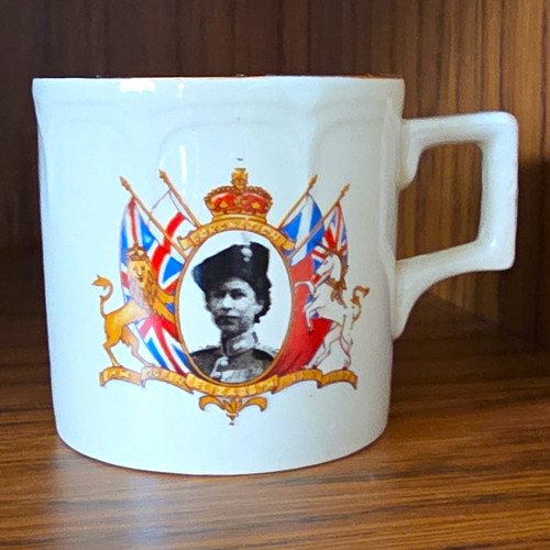 Vintage 1953 queen - 1953, elizabeth