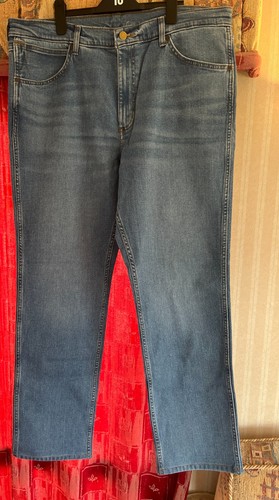 Wrangler jeans mens durable