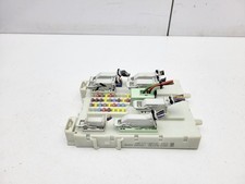 FUSE RELAY BOX F1FT-14A073-EF