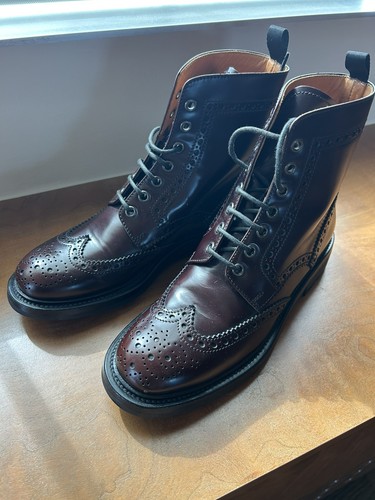Nwot church burgundy brogue - church`s,