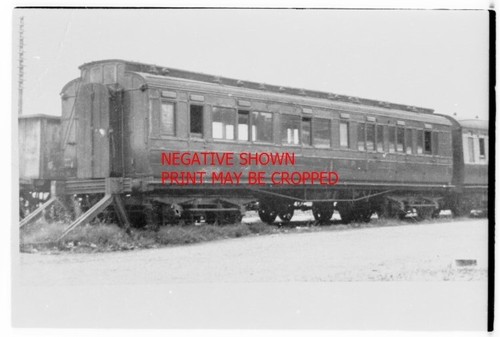 Photo old carriage stored at - stored,