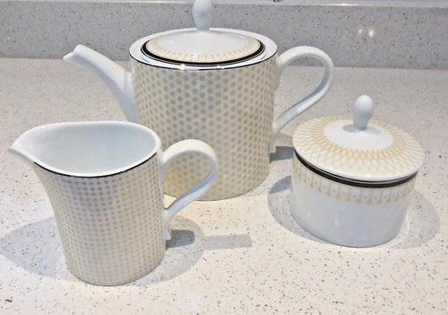 Portmeirion studio teapot set - studio,