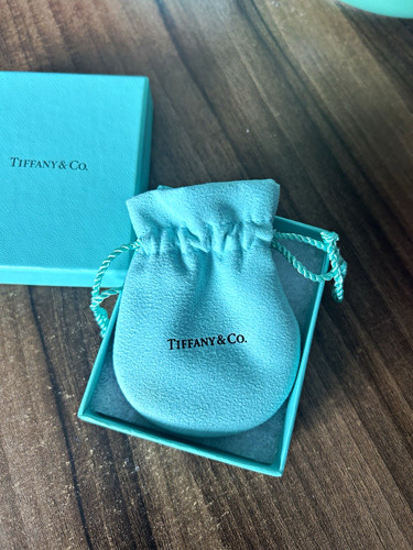 Tiffany blue lined - tiffany,