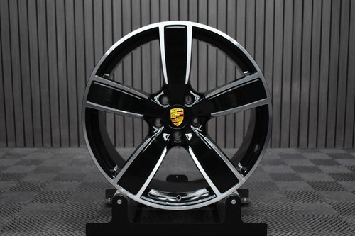 Genuine porsche cayenne - genuine, 22"