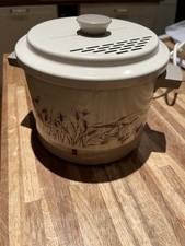 RUSSELL HOBBS VINTAGE COMPACT