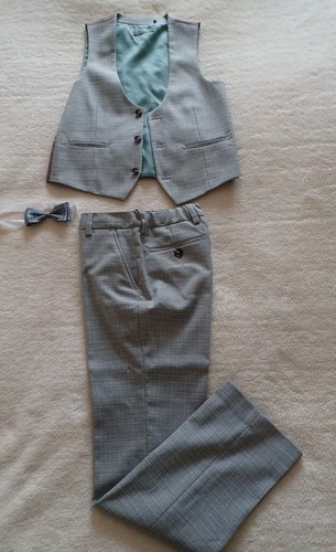 Next boys years suit - ,