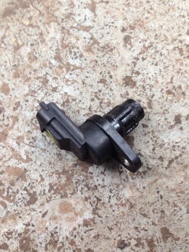 Camshaft sensor for hyundai - camshaft,
