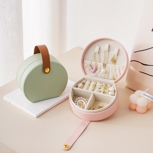 Portable jewellery box - jewellery,