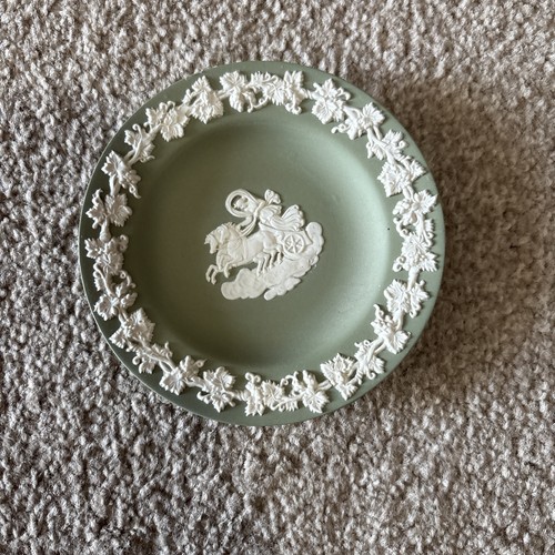 Wedgewood green jasperware - wedgewood,