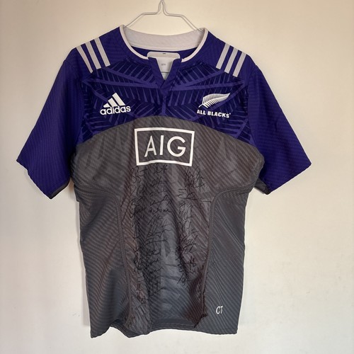 Player issued 2016 17 all - issued*,