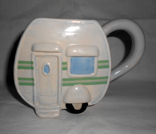 Caravan shaped novelty - caravan, ceramic