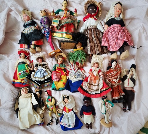 Vintage national costume dolls - national,