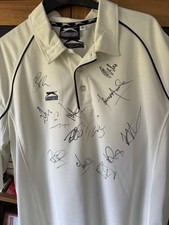 England Cricket Shirt Signed By 13 Players inc Joe Root & Jos Buttler.