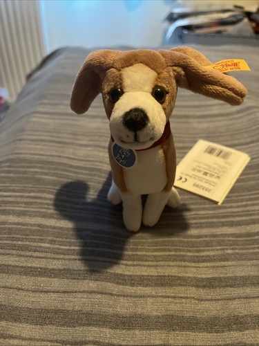 Nelly the beagle steiff - the,