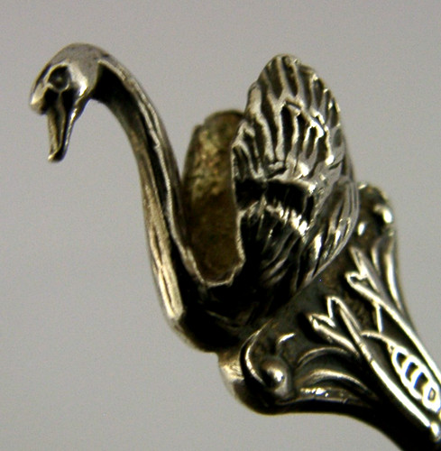 English silver swan spoon 1975 - english,