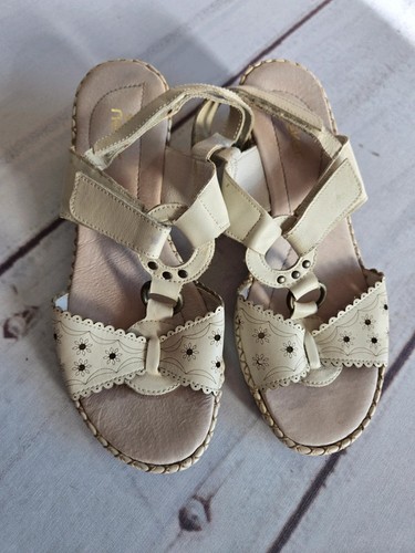 Rieker beige leather wedge - beige,