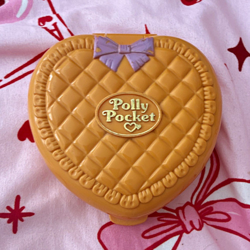 Rear vintage 1994 polly pocket - polly,