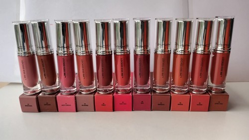 Bnib unused mac locked kiss - locked,