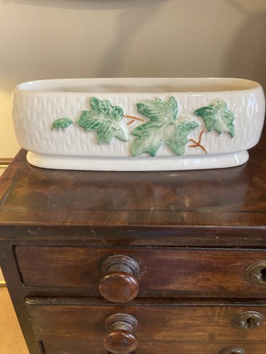 Sylvac small mantle vase - small,