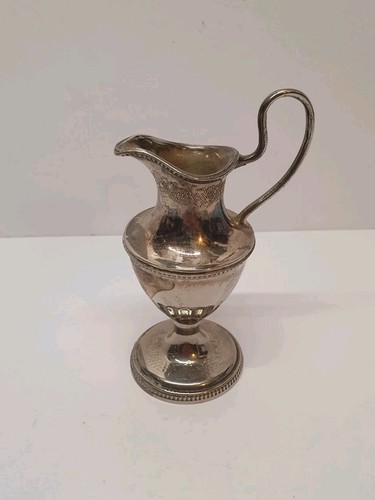 Vintage small grenadier - small,