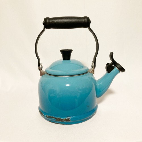 Creuset demi kettle teapot - le,