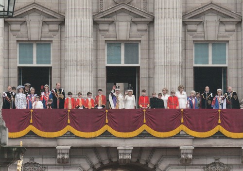 Genuine postcard 2023 - *genuine, postcard-2023*queen
