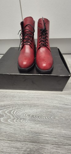 Brogue boots - brogue,