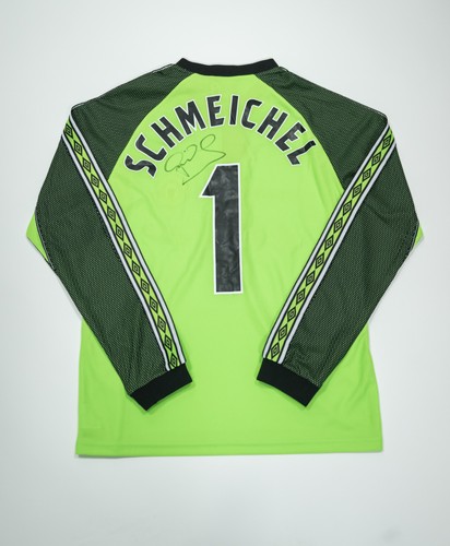 Peter schmeichel signed - peter,