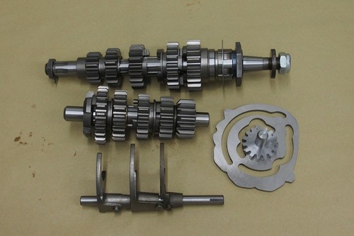 Triumph speed gearbox - 5,