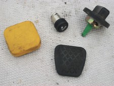 ROVER 75/MGZT LIGHTER, ENGINE CAP, FUEL CAP, PEDAL RUBBER JOB LOT