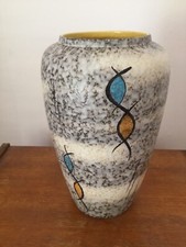 West German Bodo Mans Abstract Bay Keramik Vase MCM 638 30 Beautiful Retro Vase