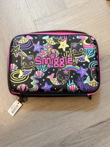 Smiggle stationary carry case - smiggle,