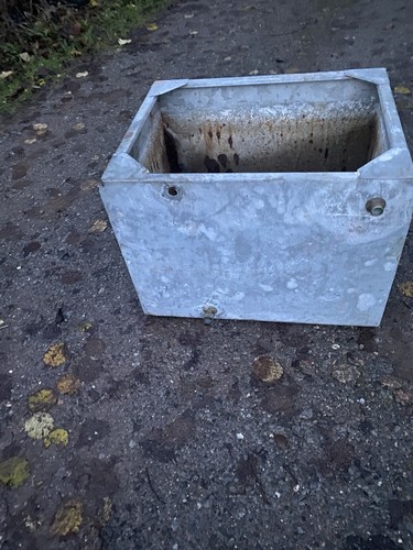 Vintage galvanised water - galvanised,