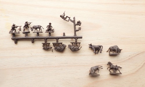 Miniature soldiers cowboys - miniature,