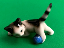 Vintage Porcelain ceramic miniature playful cat kitten statue  Goebel
