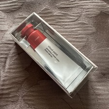 Glossier Cloud Paint Seamless