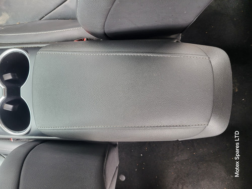 Ford mondeo mk5 - mondeo, armrest
