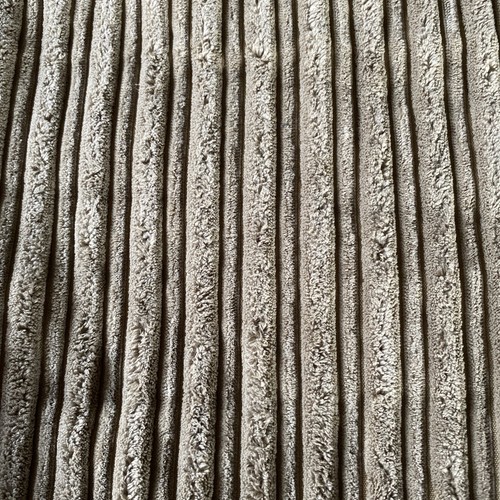 Metre beige jumbo - metre, of