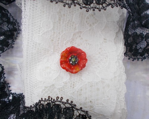 Tiny red poppy - poppy, tie