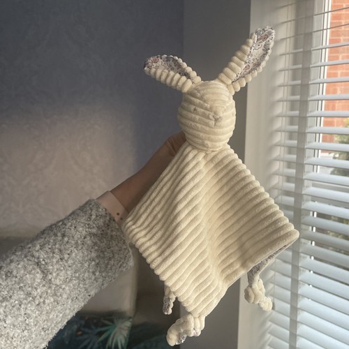 Baby comforter bunny rabbit - tu,