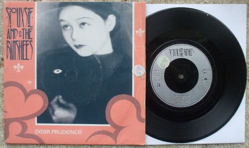 Siouxsie the banshees dear - siouxsie,
