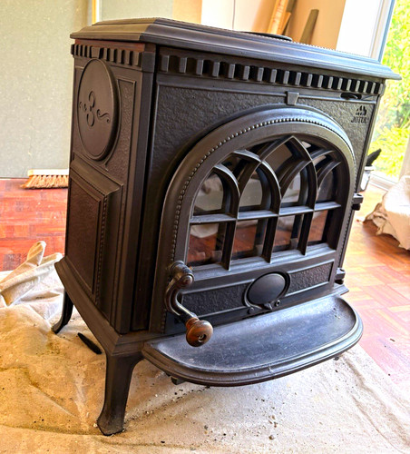 Jotul cast iron freestanding - 3,
