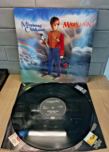 Vinyl gate fold marillion - vinyl,