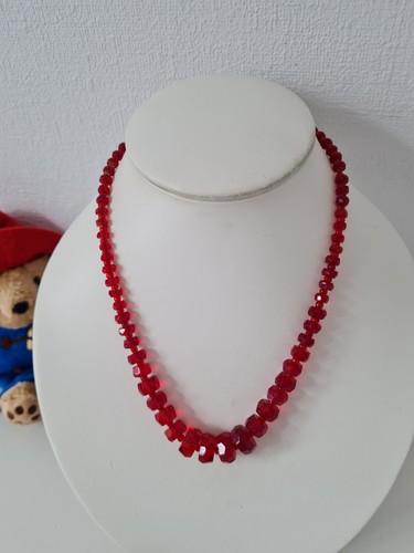Vintage graduated cherry red - vintage,