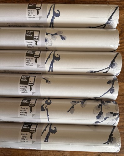 Laura ashley wallpaper pussy - laura,