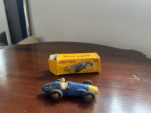 Dinky toys car - dinky,