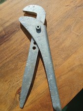 Footprint 12 inch Adjustable Wrench Or Pipe Wrench